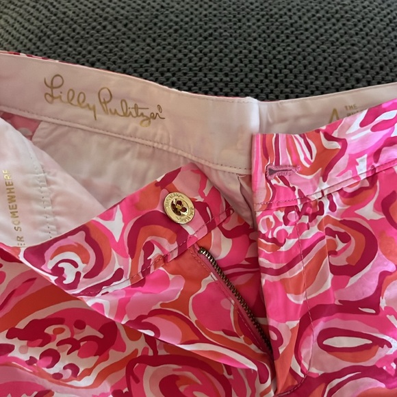 2 pair Lilly Pulitzer scalloped shorts - Picture 3 of 8